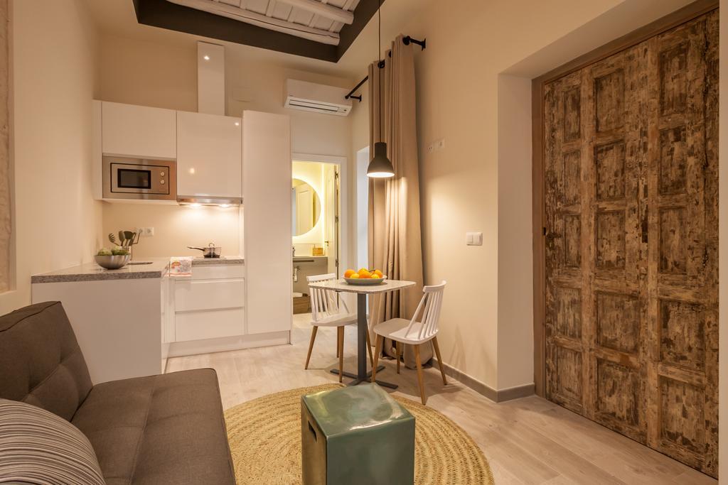 Tomas Ibarra Pool & Luxury Apartment Seville Ngoại thất bức ảnh