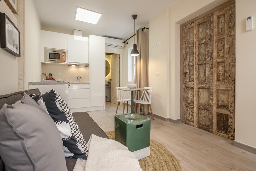 Tomas Ibarra Pool & Luxury Apartment Seville Ngoại thất bức ảnh