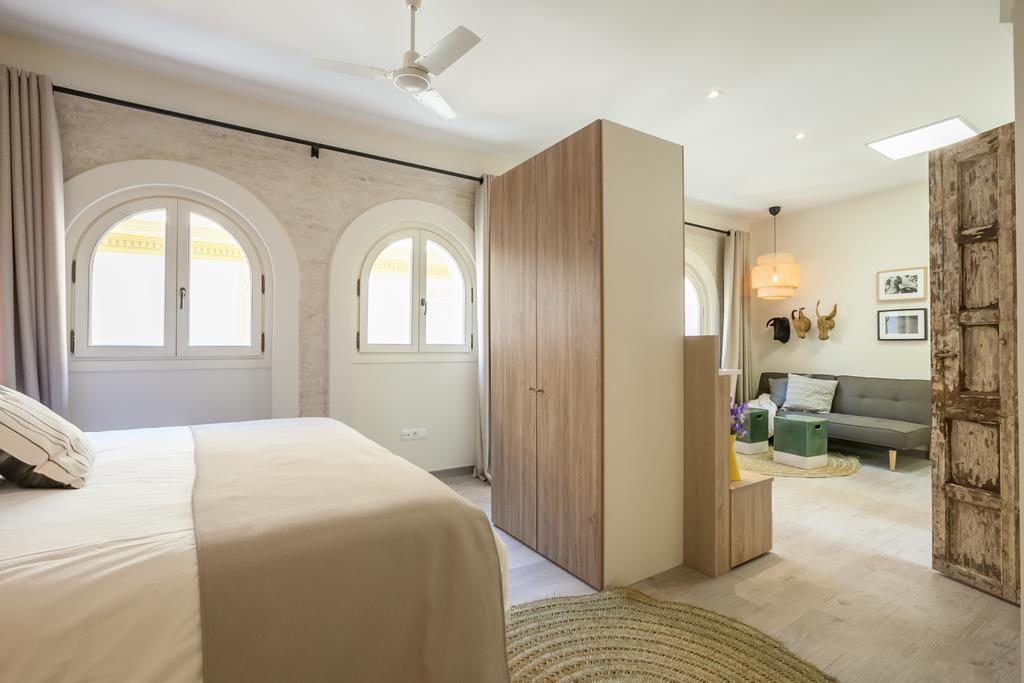 Tomas Ibarra Pool & Luxury Apartment Seville Ngoại thất bức ảnh