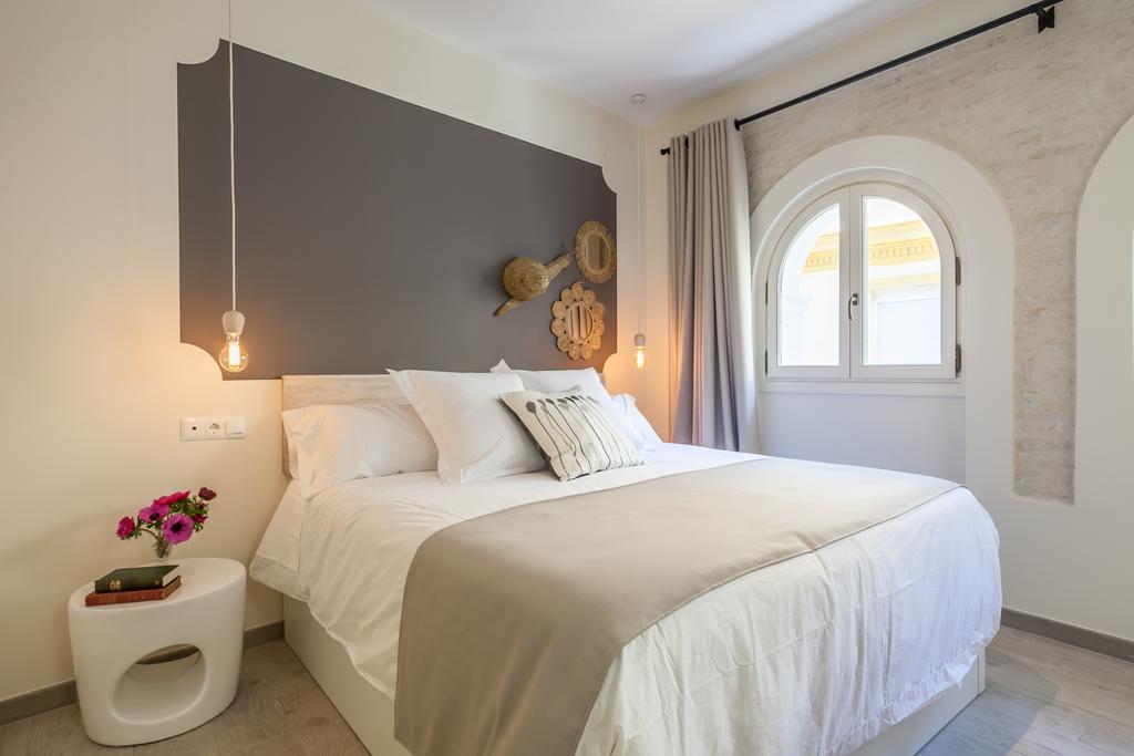 Tomas Ibarra Pool & Luxury Apartment Seville Ngoại thất bức ảnh