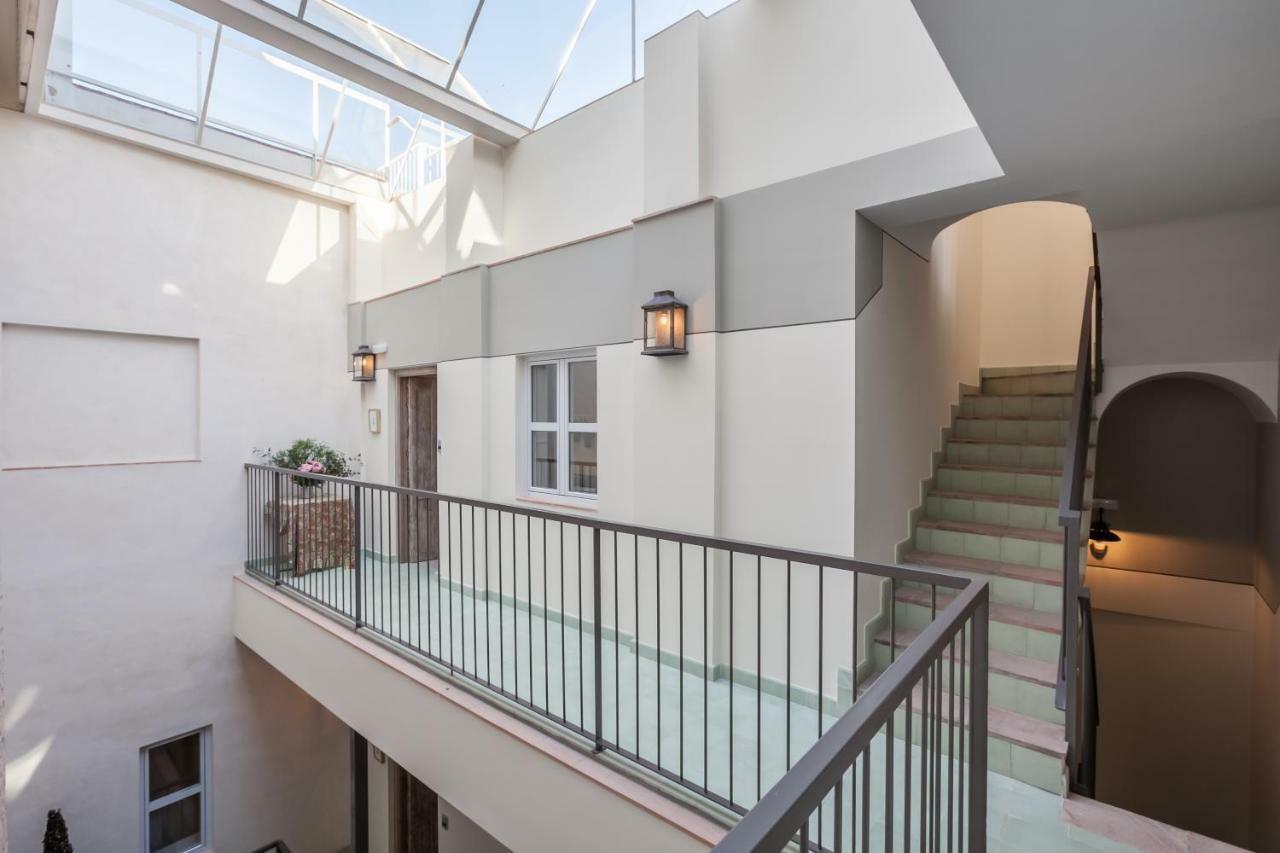 Tomas Ibarra Pool & Luxury Apartment Seville Ngoại thất bức ảnh